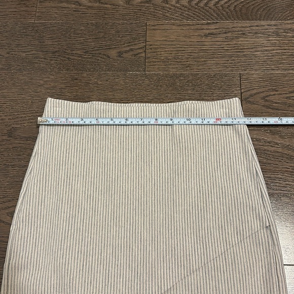 Dynamite women’s striped mini skirt - Picture 6 of 6